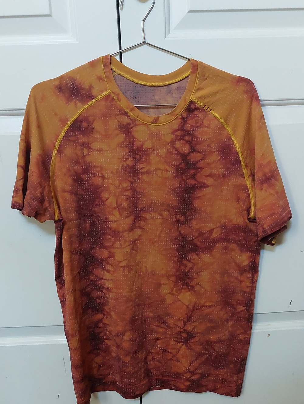 Lululemon Men's Orange Tie-Dye Short Sleeve Crewneck Shirt - Rust/Maroon